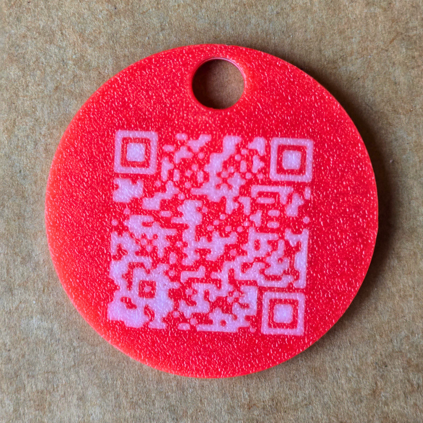 Circle SmartTag — Simple, Sleek, and Always Ready to Help